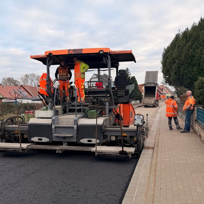 Grundhafter Ausbau der „Straße des Aufbaus“